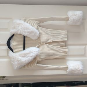 Faux fur trim Korean style cardigan (new)